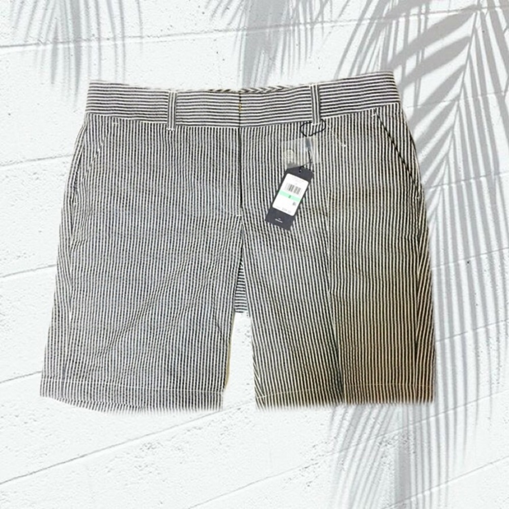 TOMMY HILFIGER Women’s Bermuda Walking Shorts